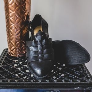 Forever 21 gated sandals